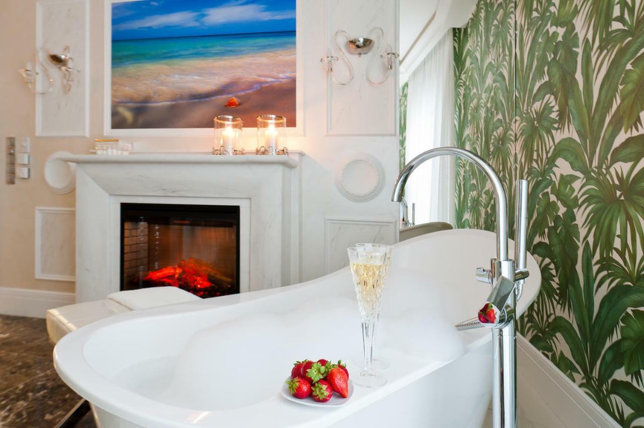 Diamonds Luxury Old Town Residence 크라쿠프 외부 사진